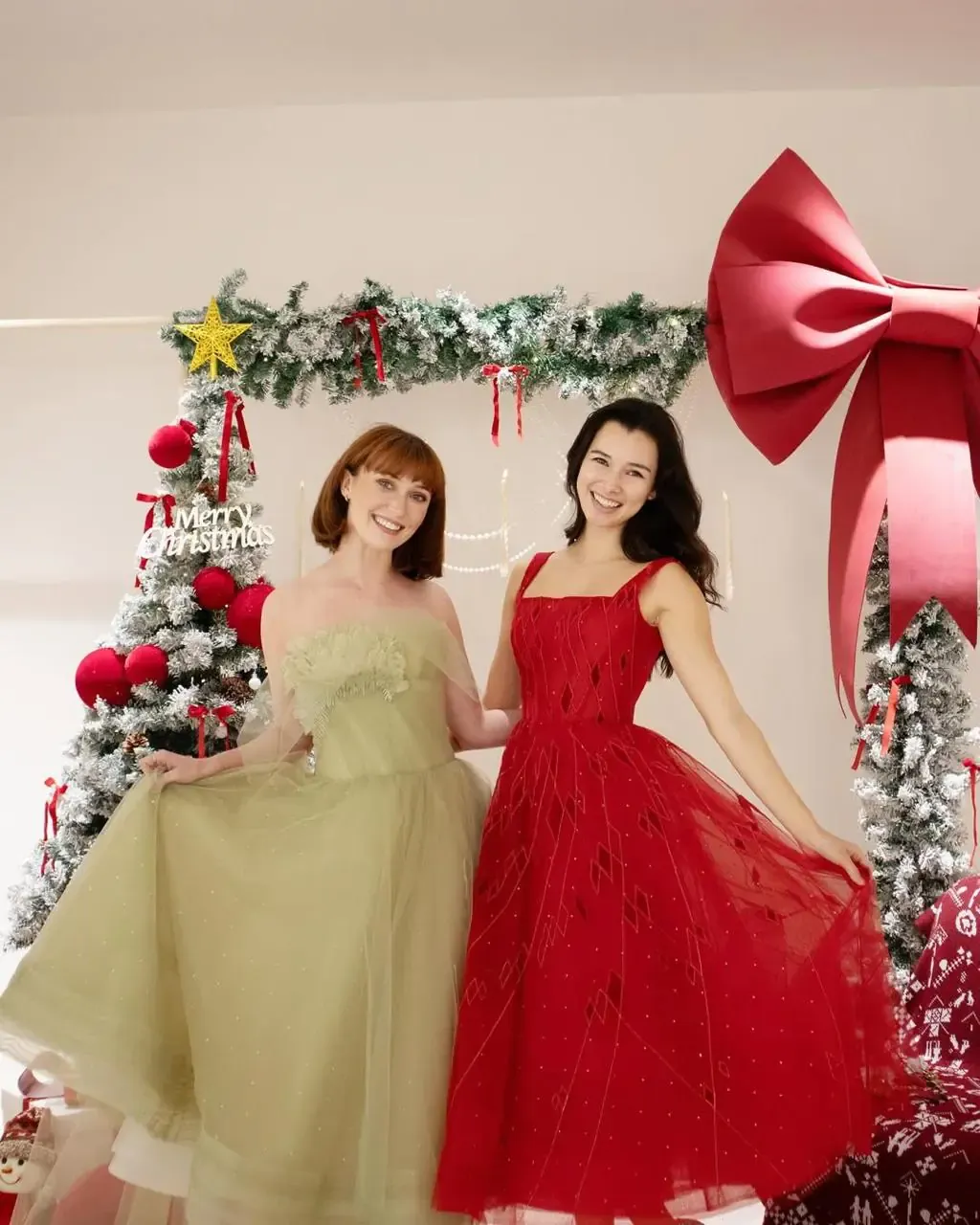 Elegant Dresses for Christmas Party