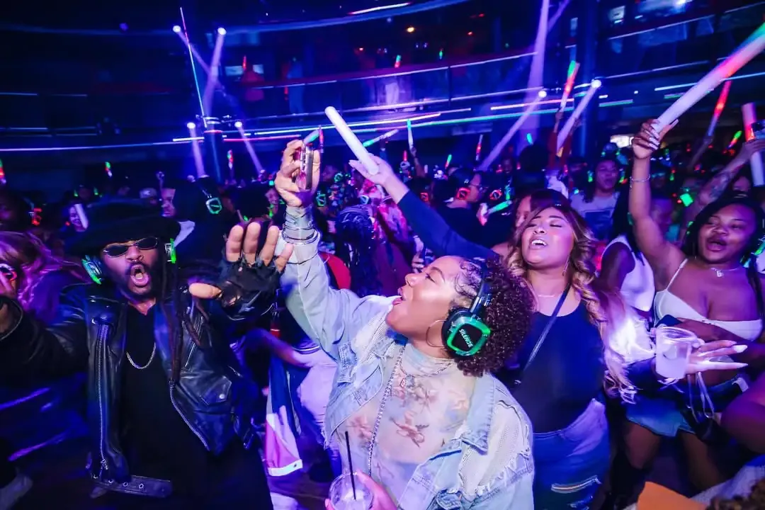 Silent disco segment