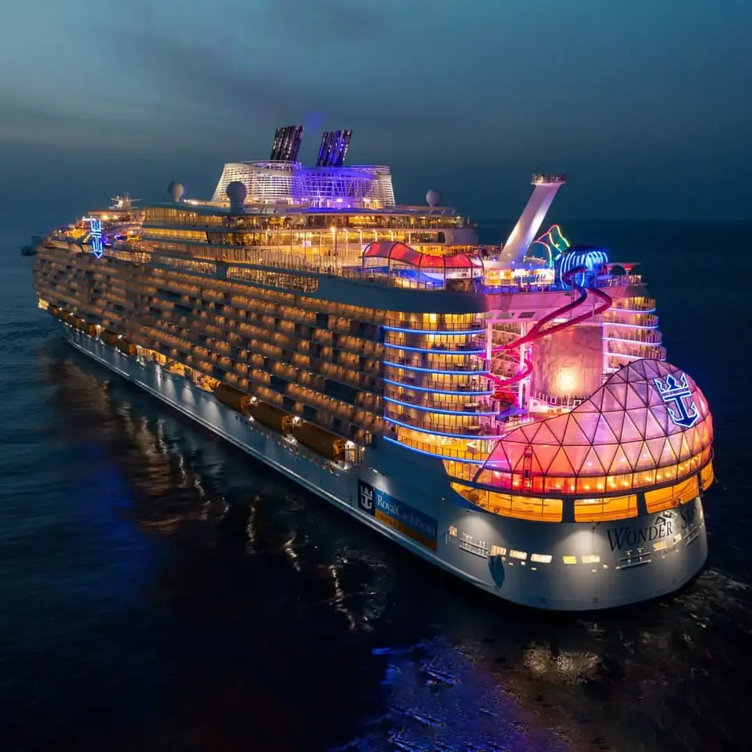 Cruise Ship Theme
