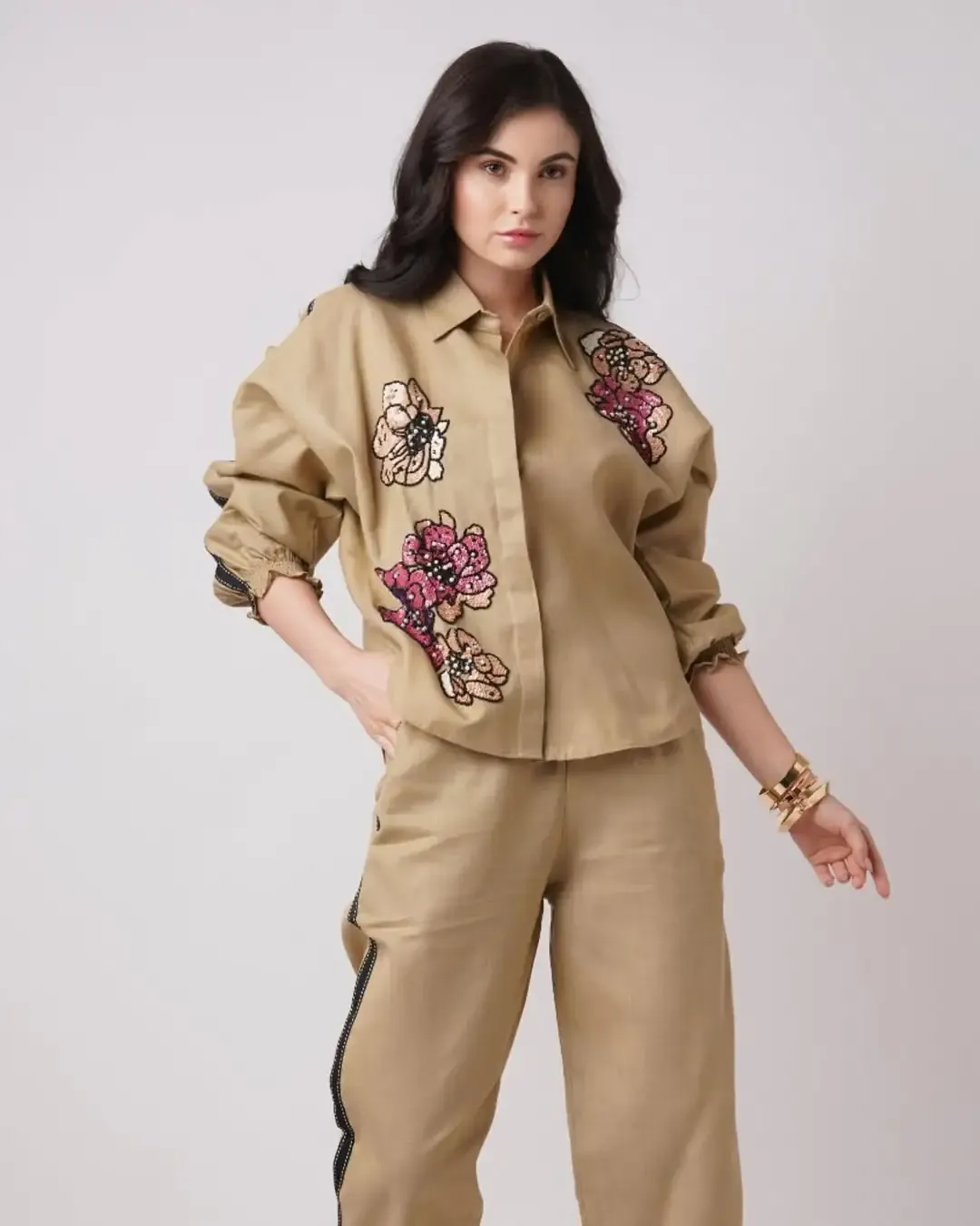 Floral embroidered blazer with matching trousers