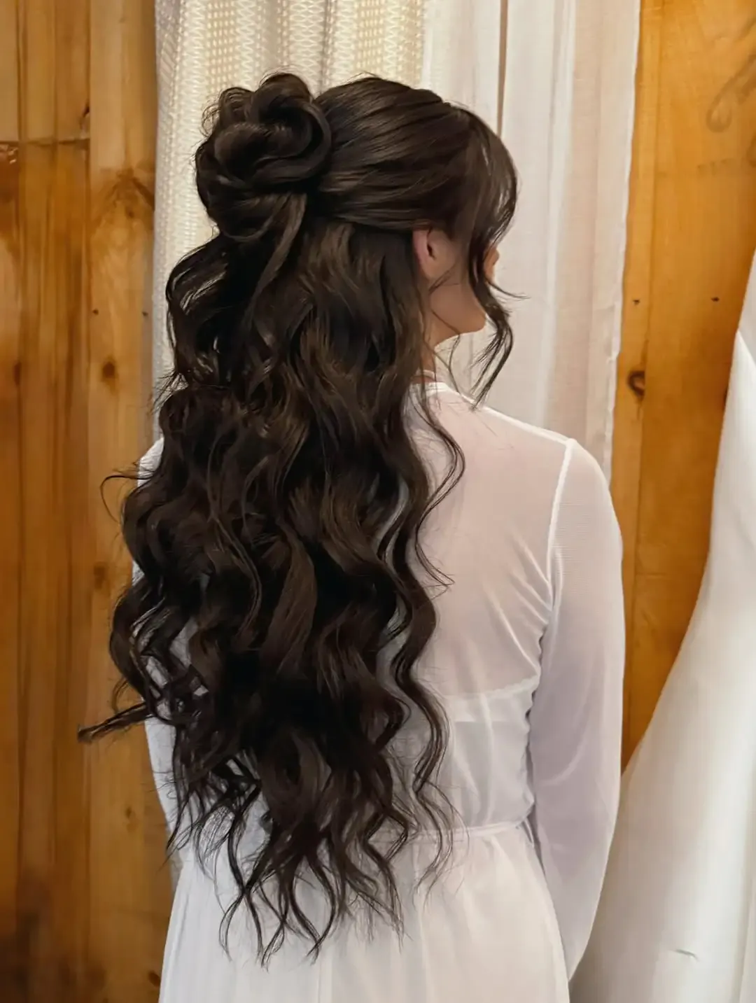 Hairstyle Ideas for Long Thin Hair