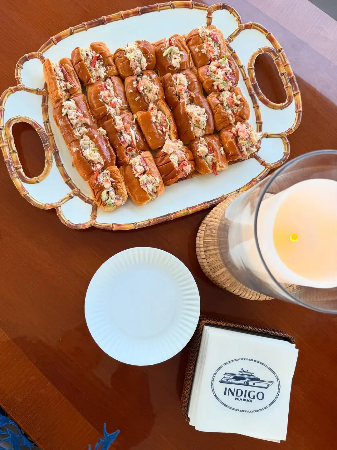 Mini hot dogs or sliders