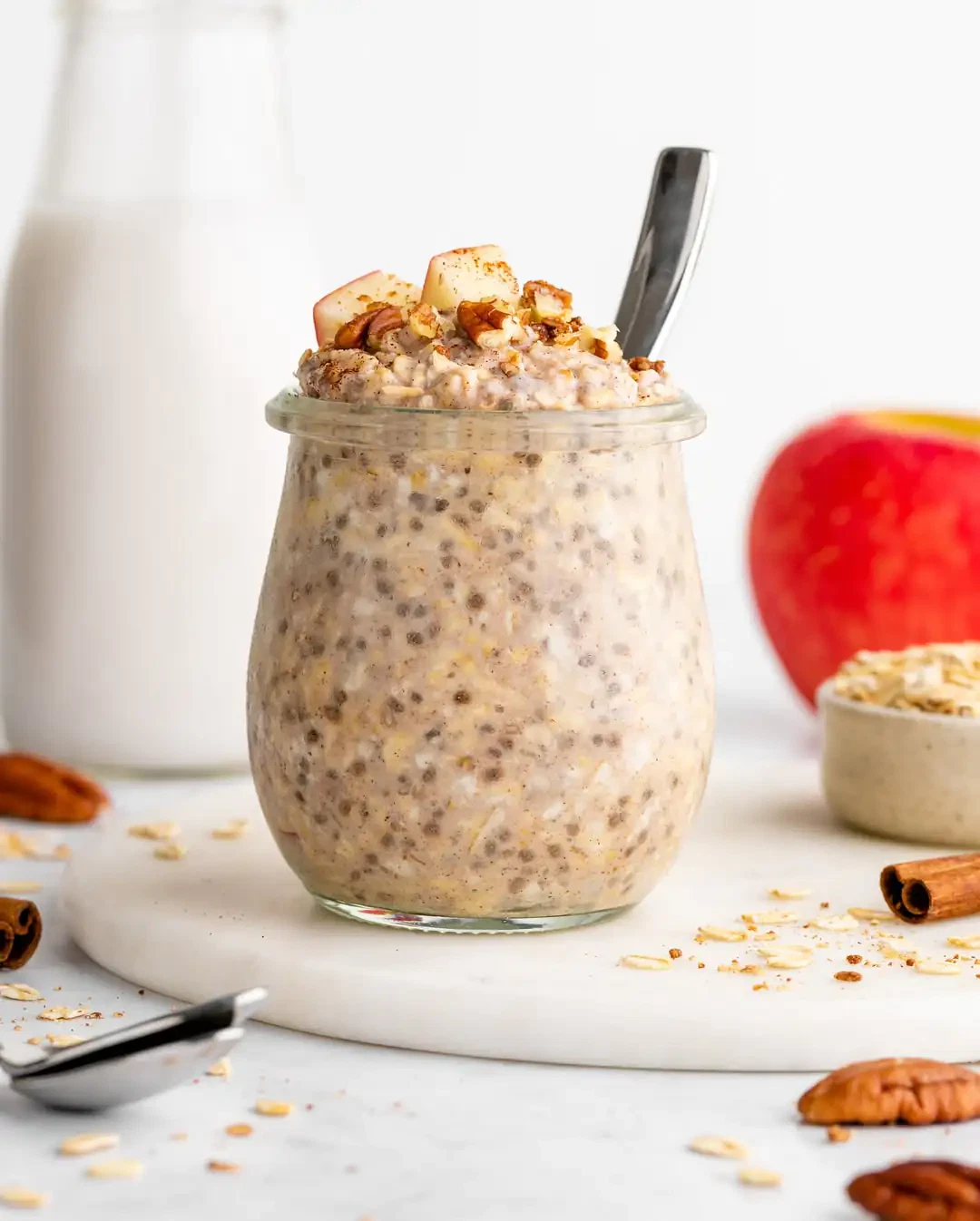 Apple & Cinnamon Overnight Oats