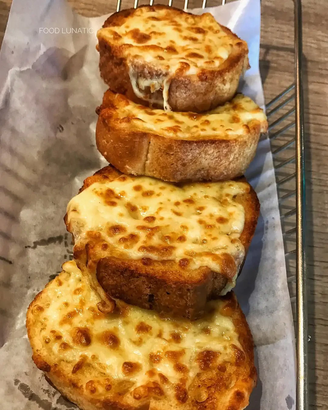 Cheesy Garlic Bread
