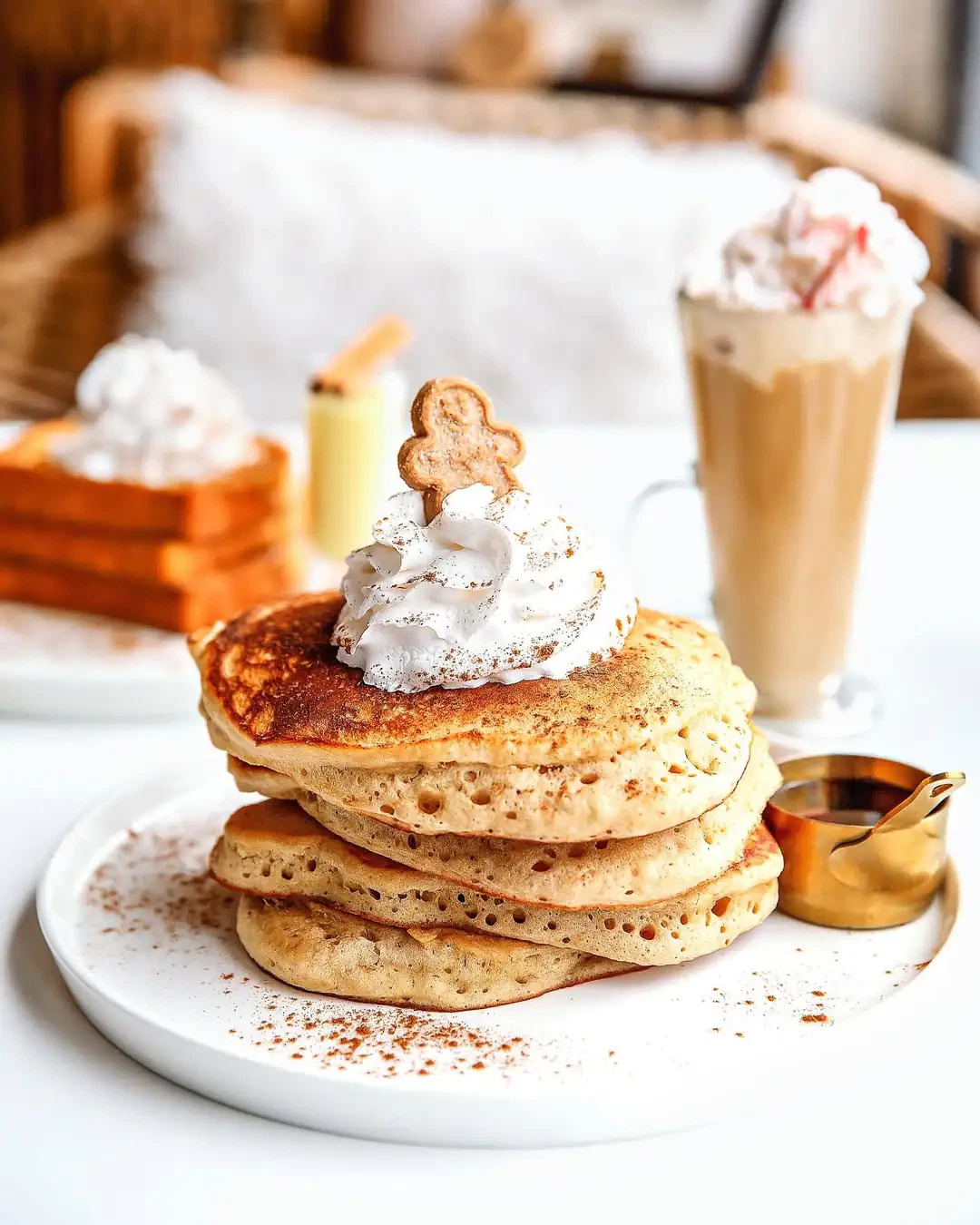 Gingerbread Pancakes