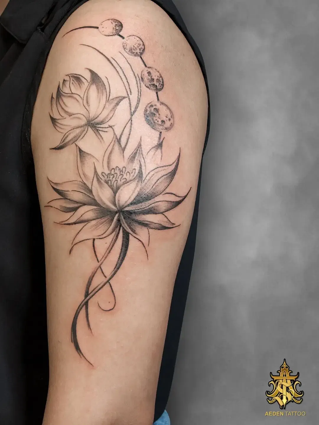 Closed Lotus Design
