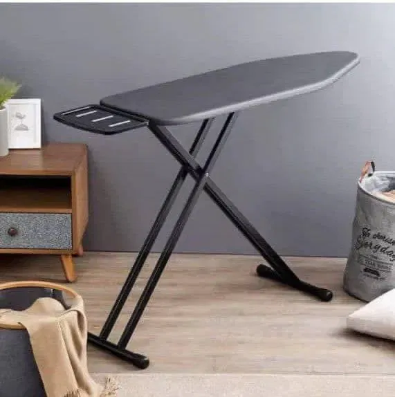 Compact Ironing Station