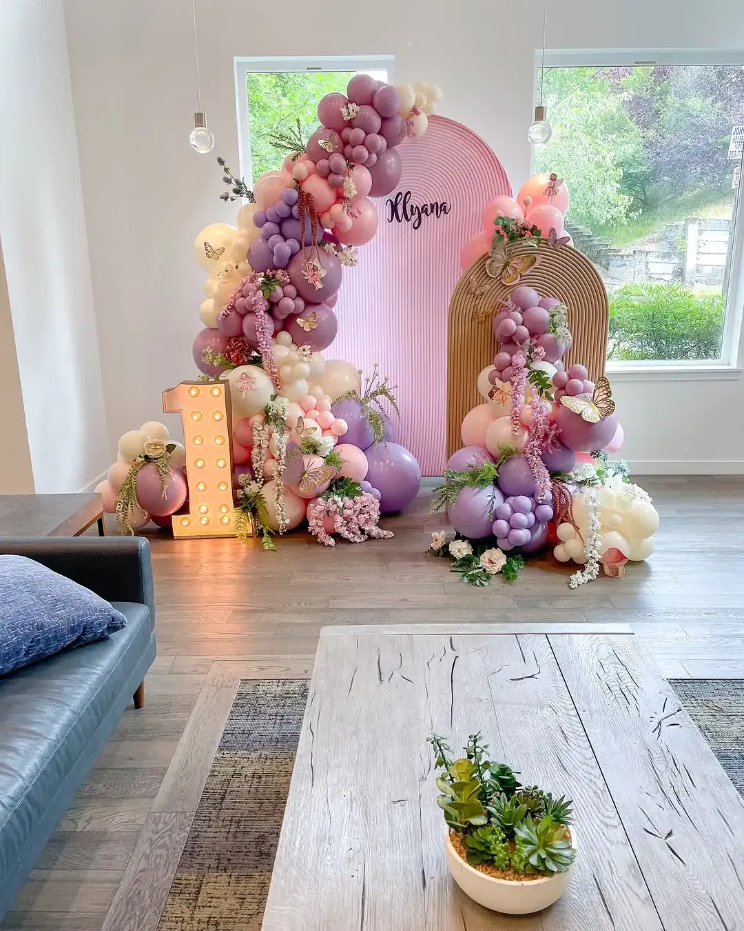 Floral Balloon Weight Decor