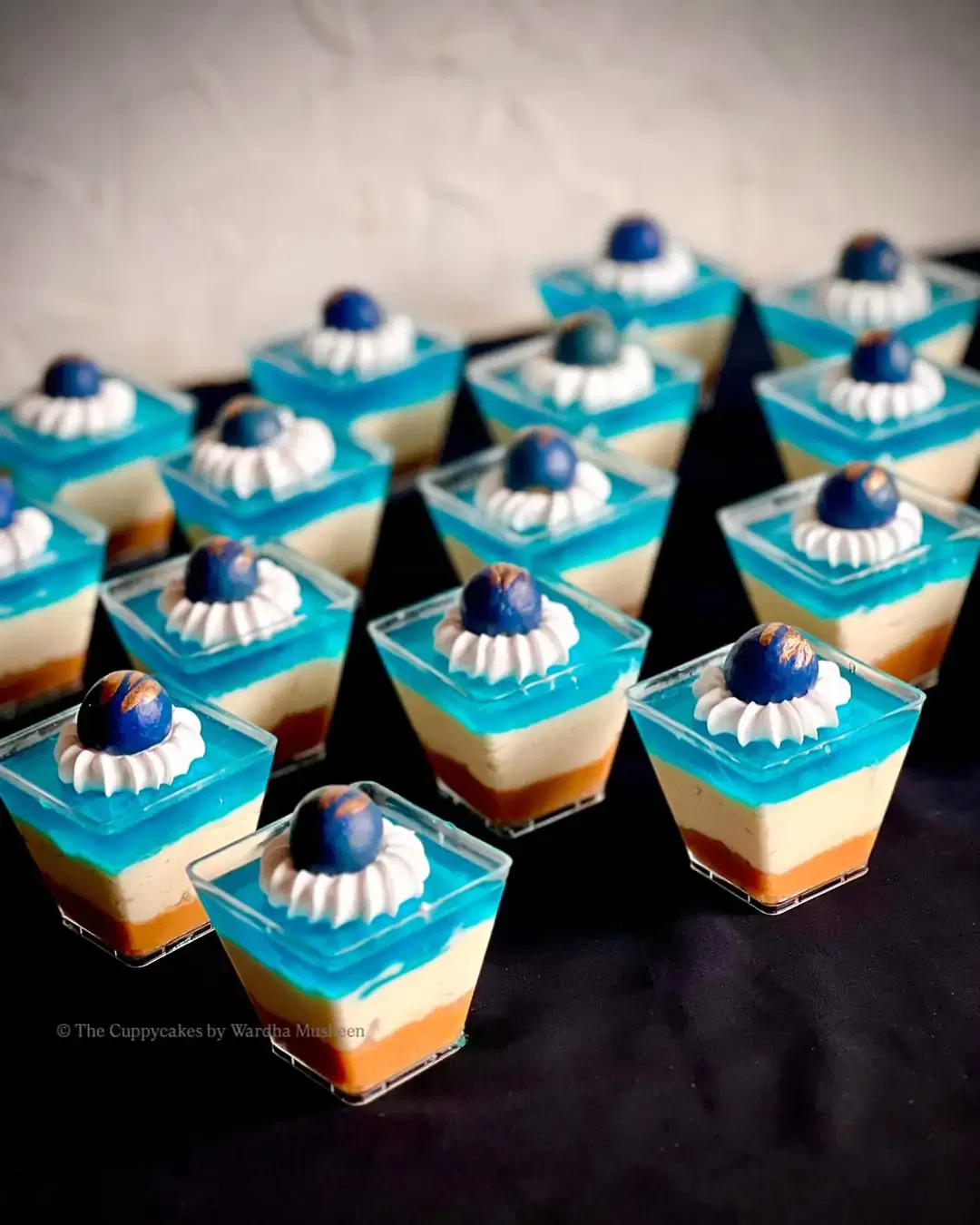 Bluey Cake Pops