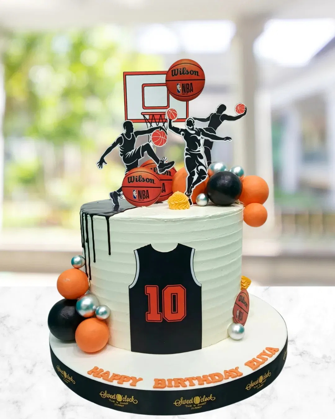 Basketball cake design