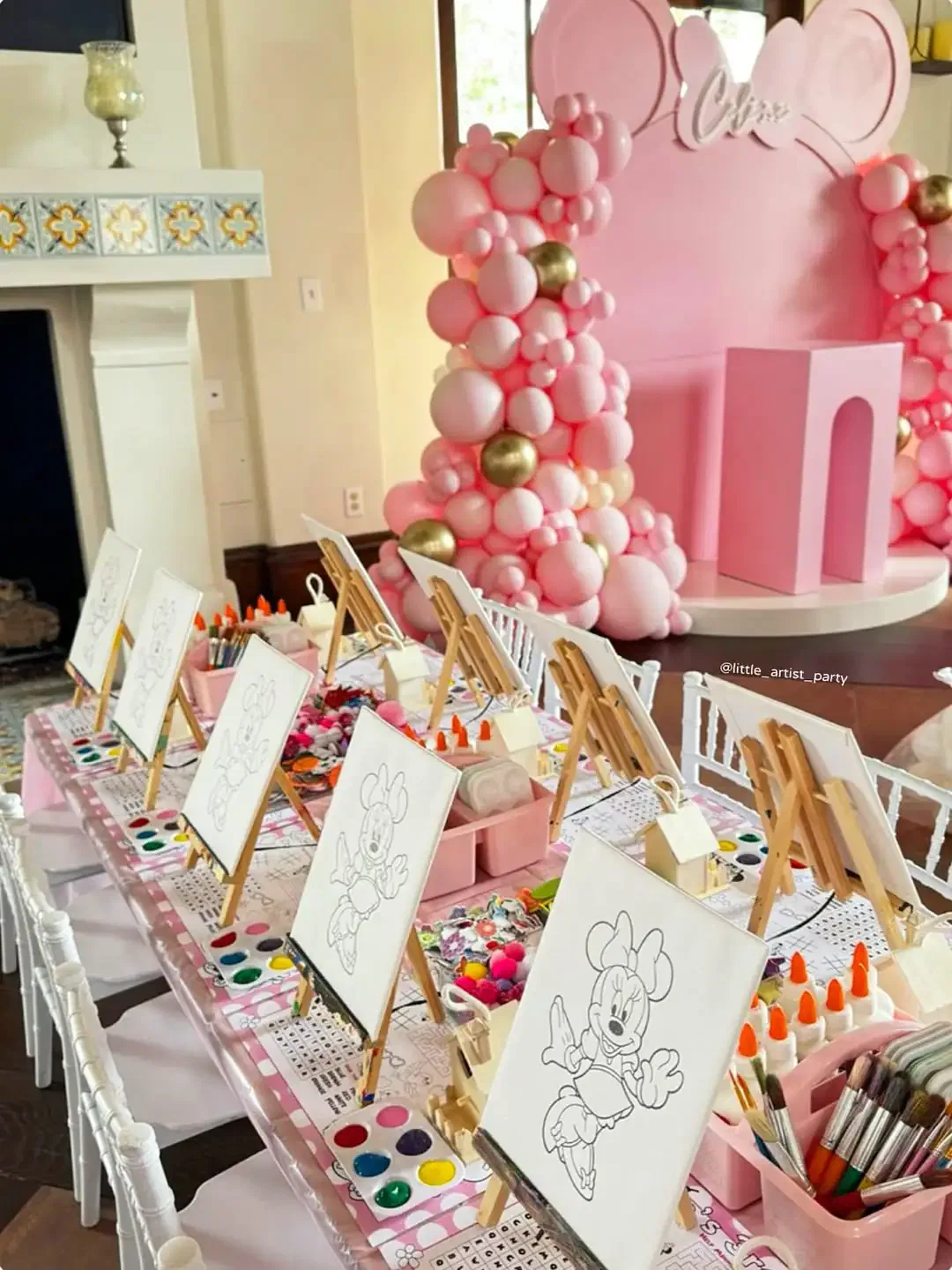Minnie Art Party