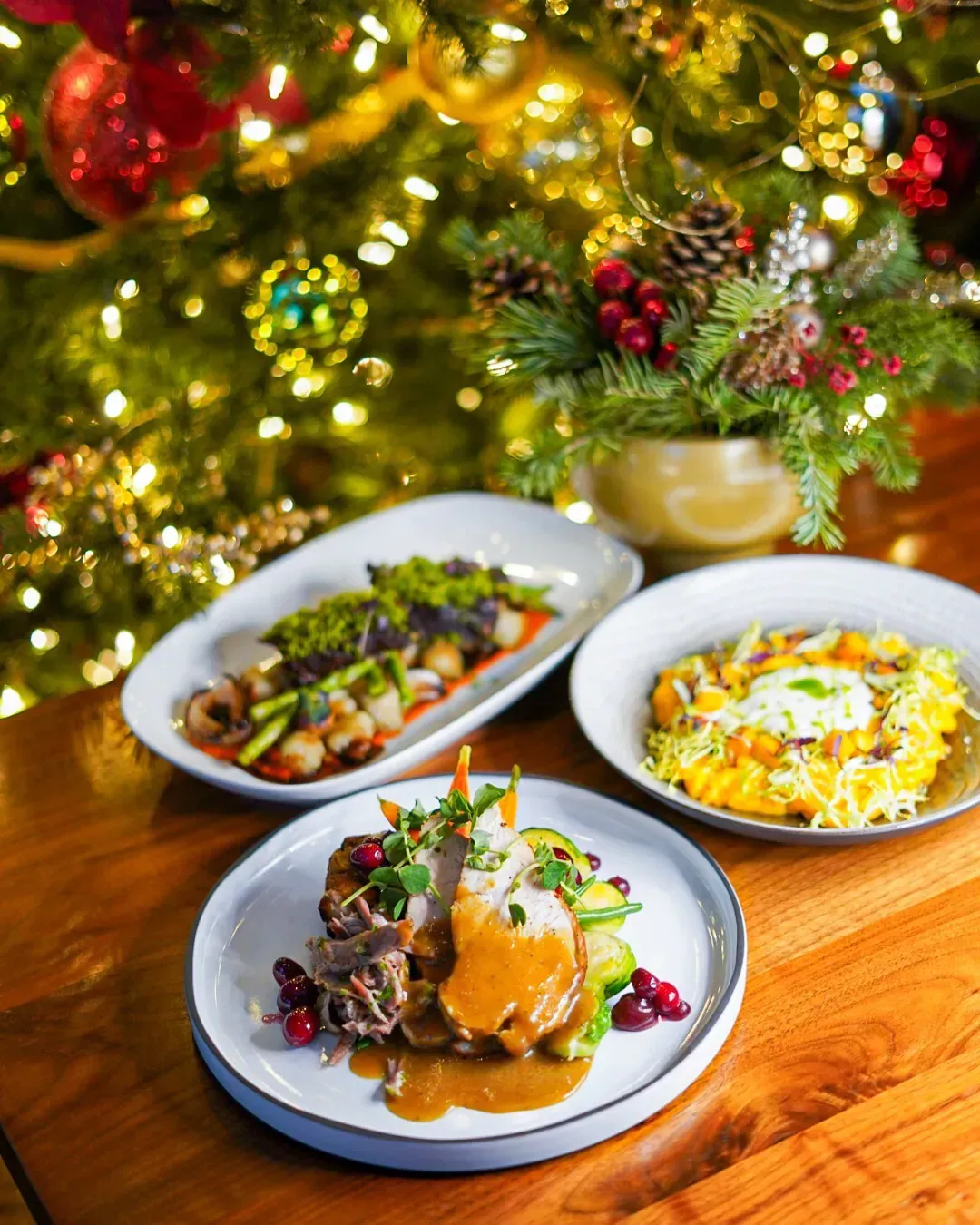 Traditional Main Dishes to Start the Feast