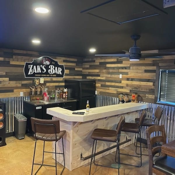 Pallet Wood Bar